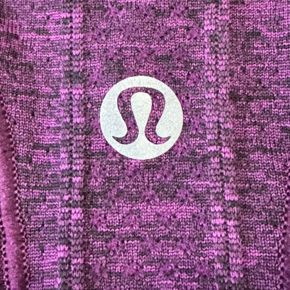 Lululemon Swiftly Tech Racerback in Black / Chilled Grape Sz 8 - Picture 8 of 11